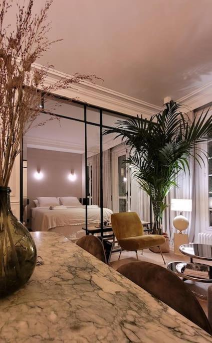 Refined In Montmartre